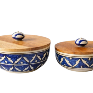 Ceramic bowl with wooden lids