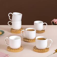 Ceramic mugs with wooden Coasters/lids